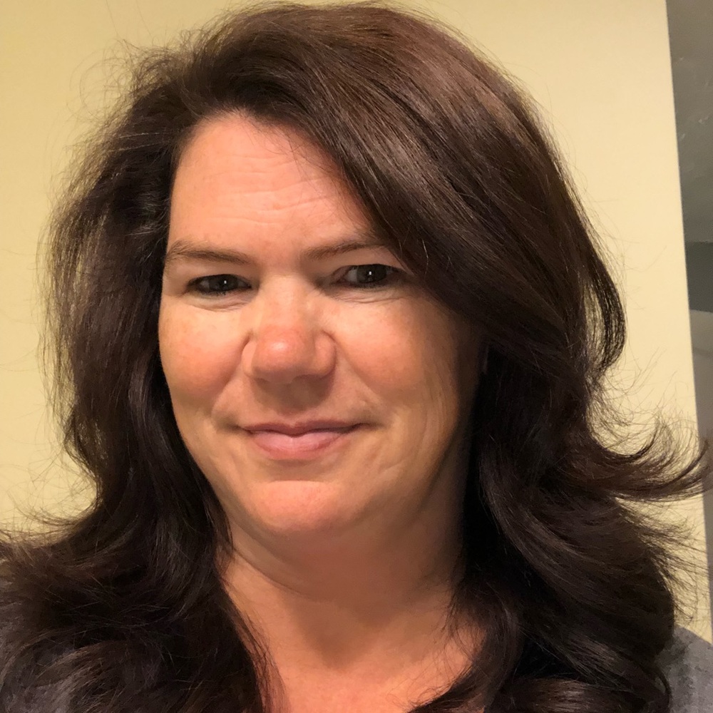 Meet your Posher, Deena